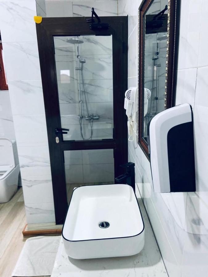 Dellagio Hotel Wa Luaran gambar