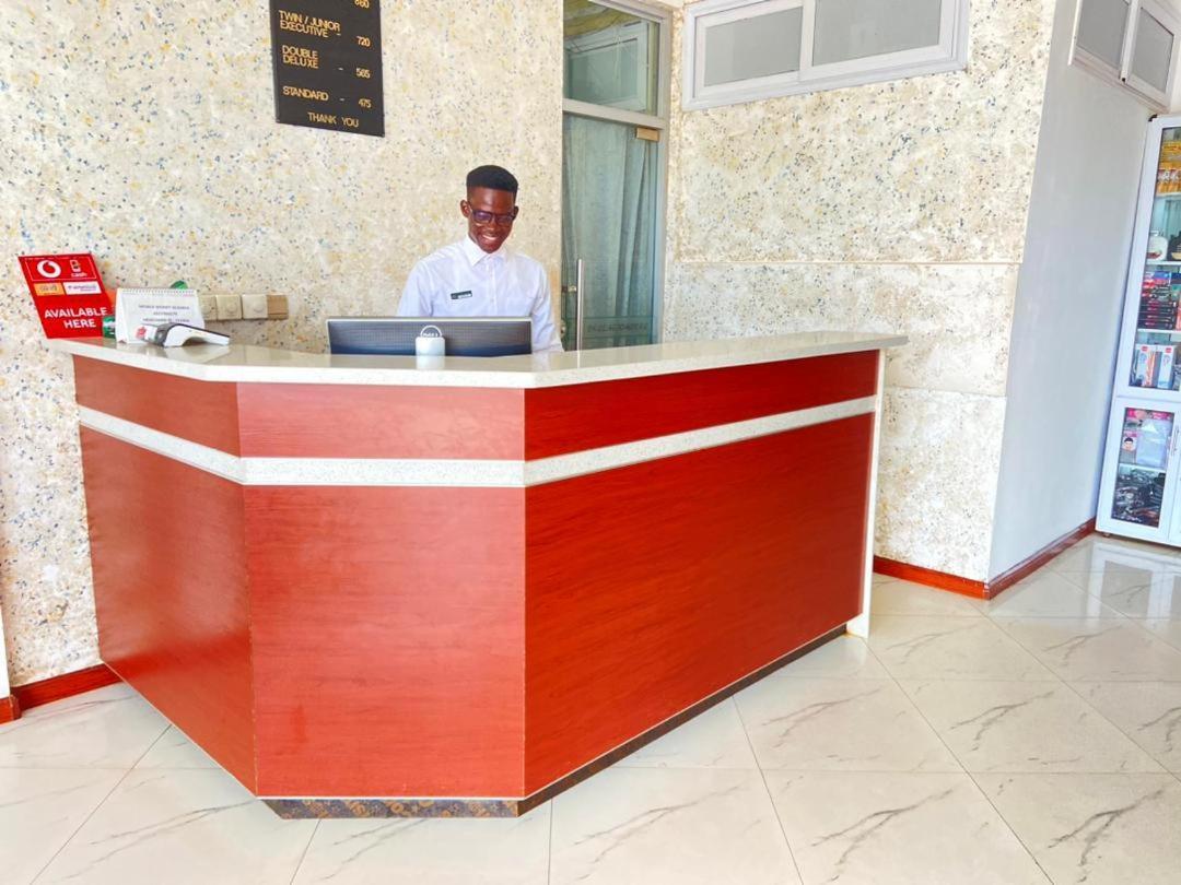 Dellagio Hotel Wa Luaran gambar