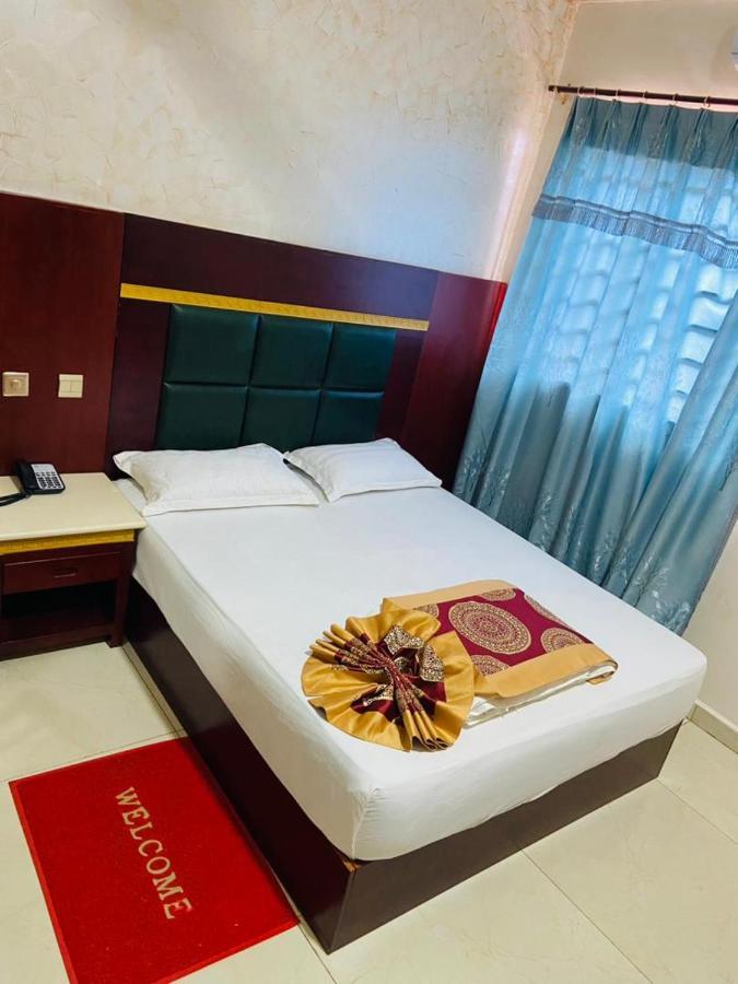 Dellagio Hotel Wa Luaran gambar